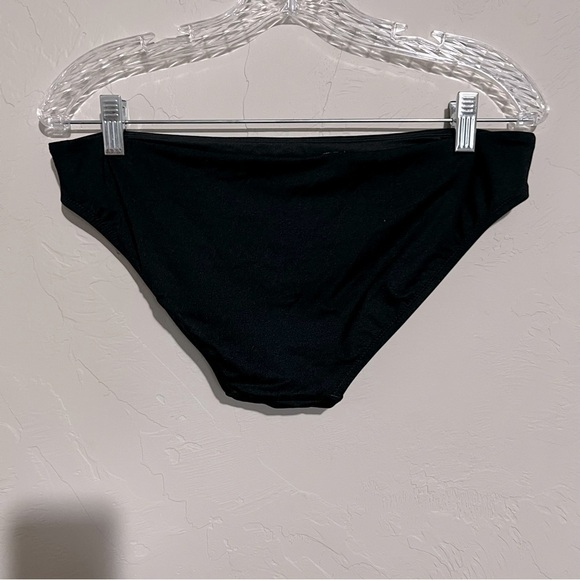 Athleta Bundle High Neck KeyHole Strappy Bikini Top & 2 Athleta Bikini Bottoms - Picture 6 of 16